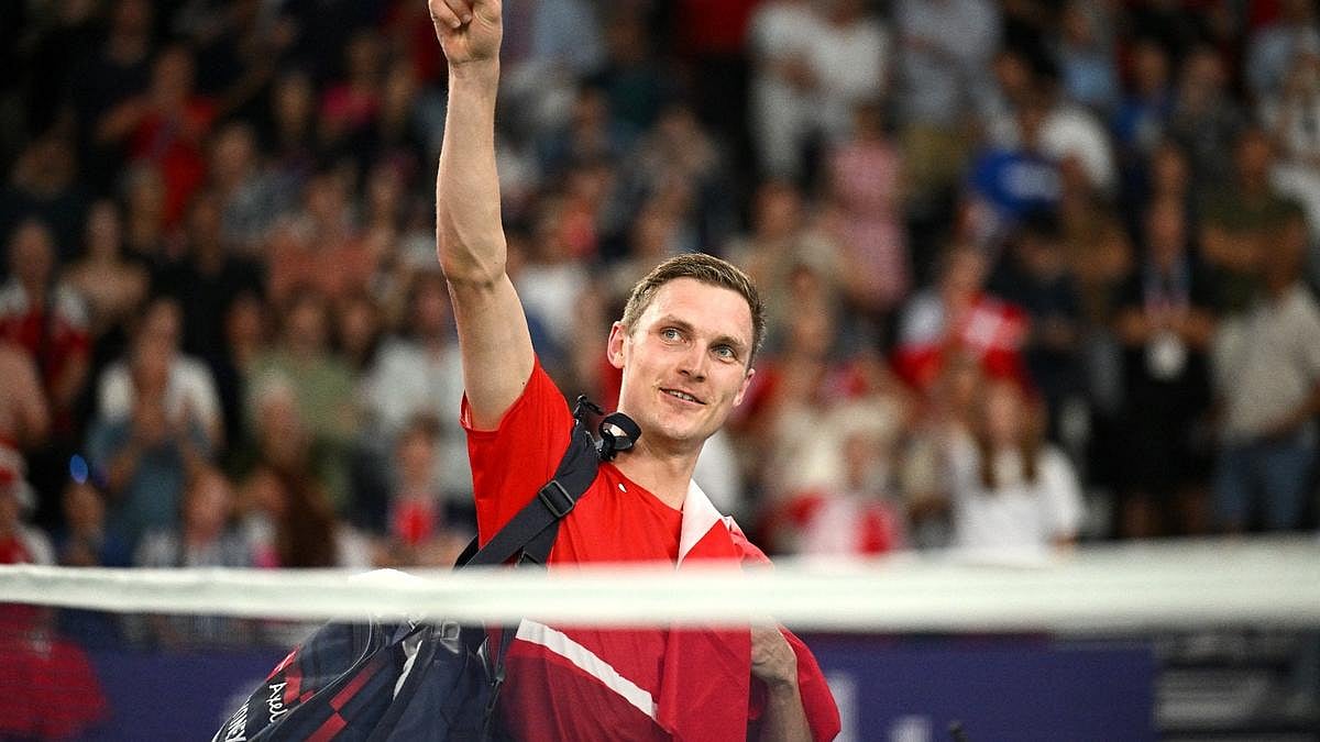 Paris Olympics Viktor Axelsen retains badminton title to be among the